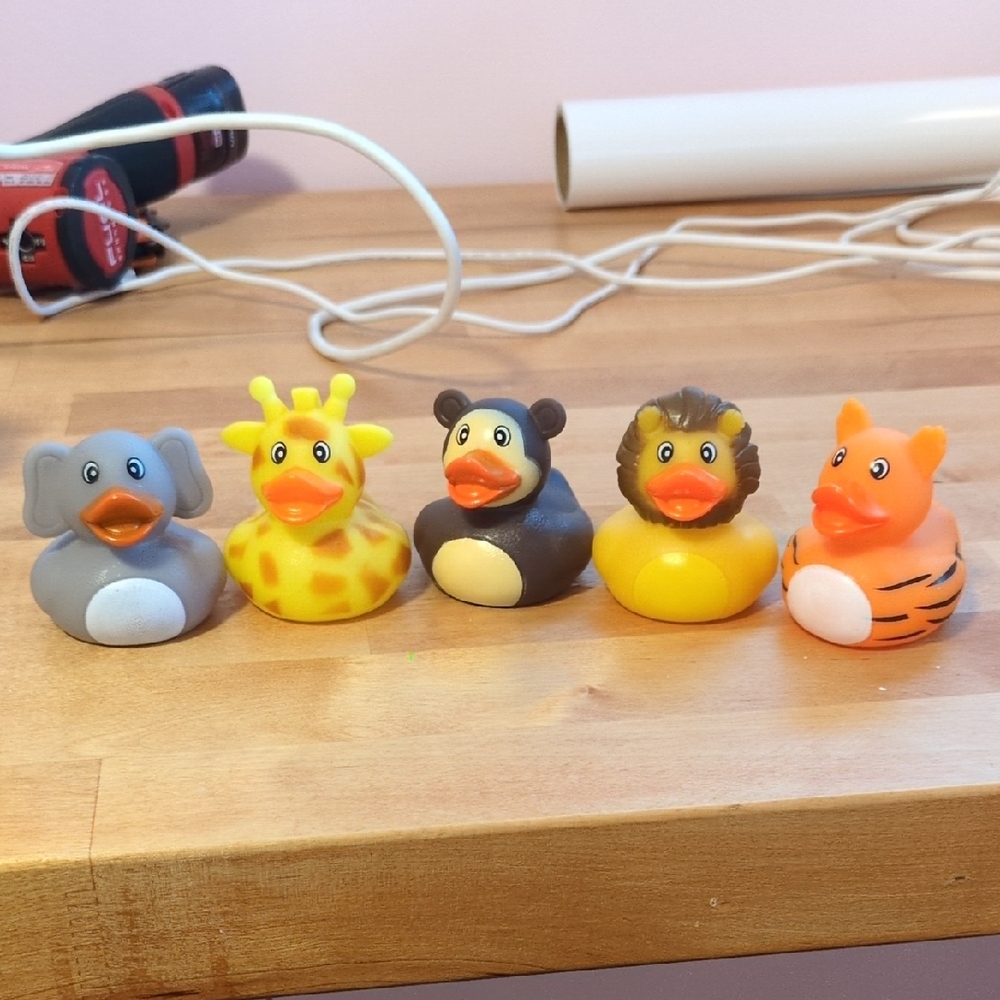 Rubber Duck Jungle Animal Bath Toys Set - Multicolor